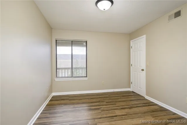 $204,900 | 1710 Charlestown New Albany Road, Unit 128, Jeffersonville, IN 47130