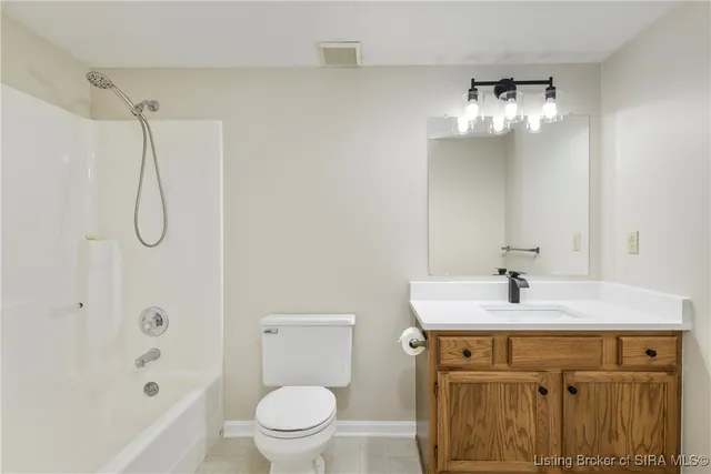 $204,900 | 1710 Charlestown New Albany Road, Unit 128, Jeffersonville, IN 47130