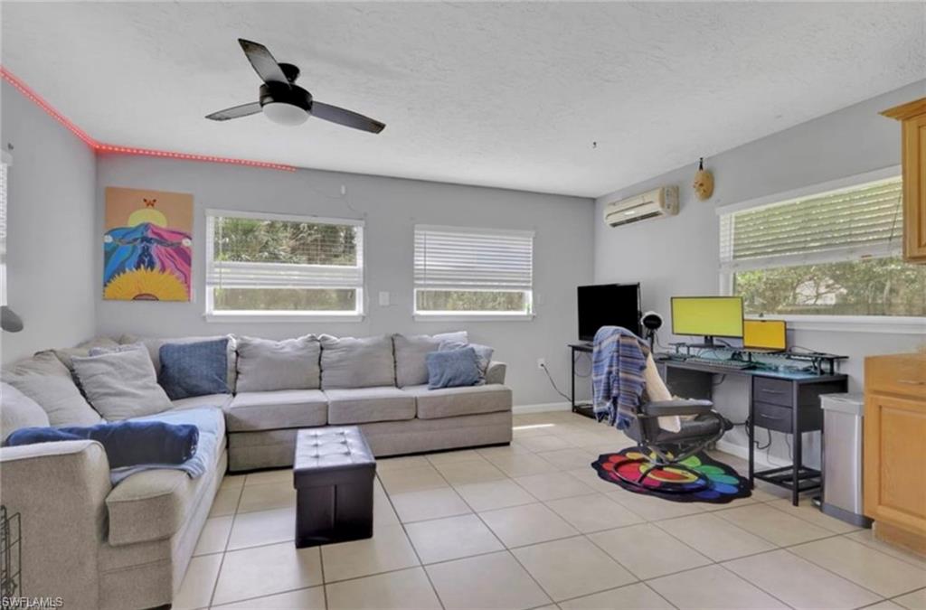 640 27th Street Southwest Naples, FL 34117 - Photo 32 of 46 In-law/Guest Suite