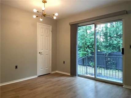 $2,295 | 7007 Alegre Pass, Austin, TX 78744