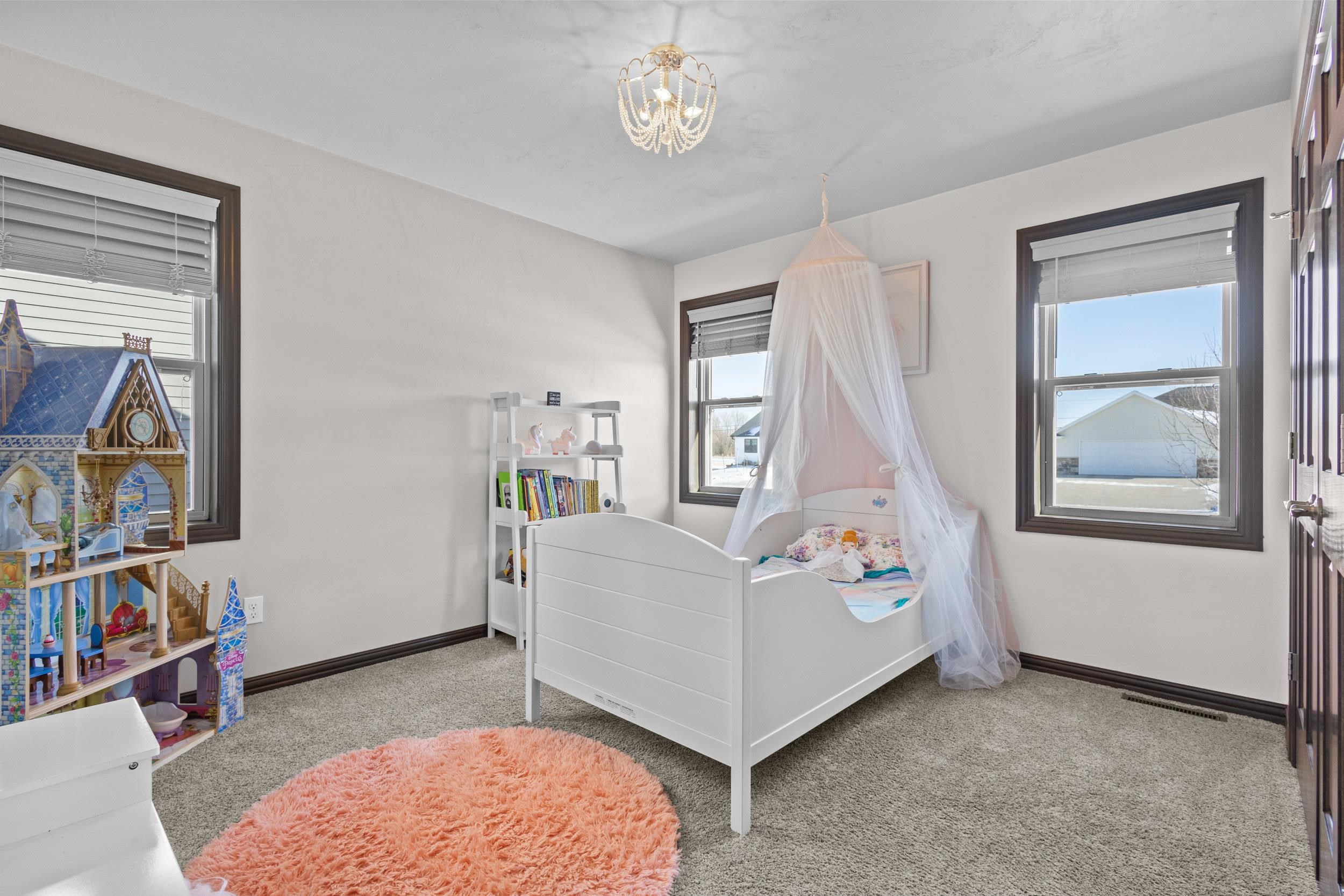 4235 North Shadywood Court Appleton, WI 54913 - Photo 18 of 41