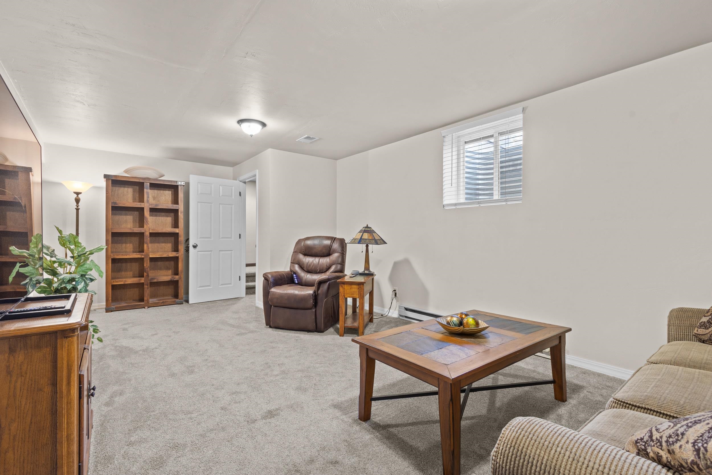 4235 North Shadywood Court Appleton, WI 54913 - Photo 25 of 41