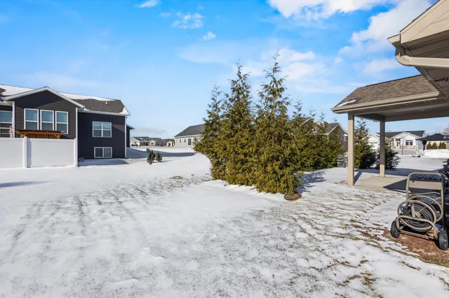 $489,900 | 4235 North Shadywood Court, Appleton, WI 54913