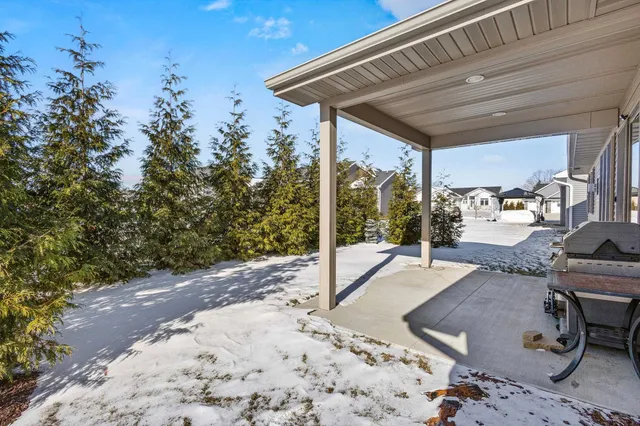 $489,900 | 4235 North Shadywood Court, Appleton, WI 54913