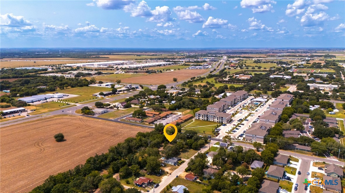 1308 Bert Street Seguin, TX 78155 - Photo 5 of 19