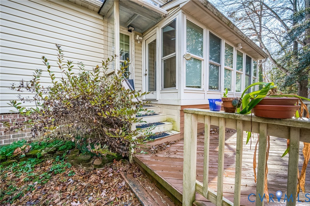 8902 Duchess Way Chesterfield, VA 23832 - Photo 32 of 34 a front view of a house with a garden