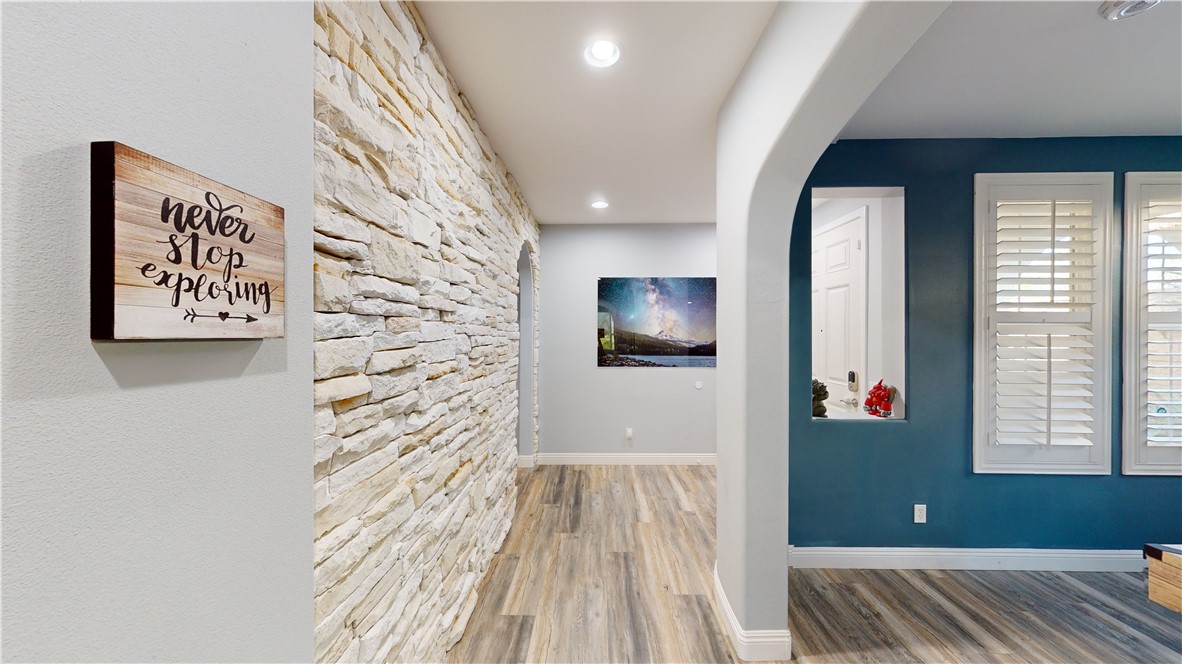 31319 Locust Court Temecula, CA 92592 - Photo 5 of 75 a bedroom with a bed and a view of bathroom