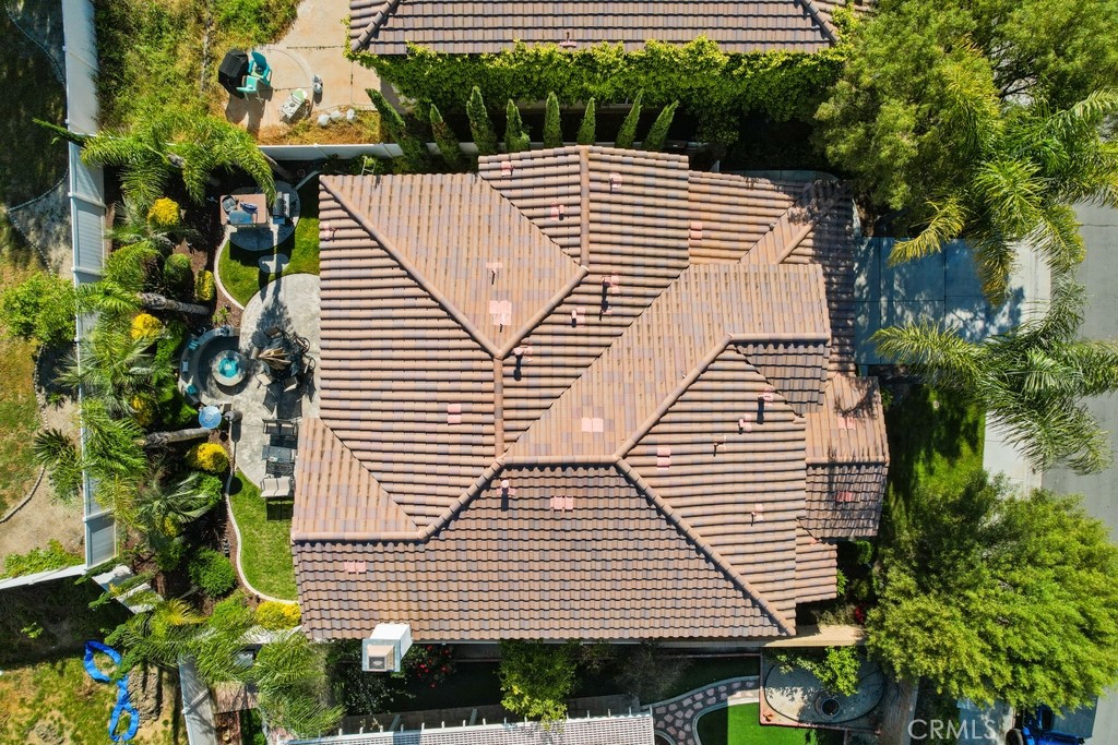 31319 Locust Court Temecula, CA 92592 - Photo 61 of 75 a front view of a house with a yard