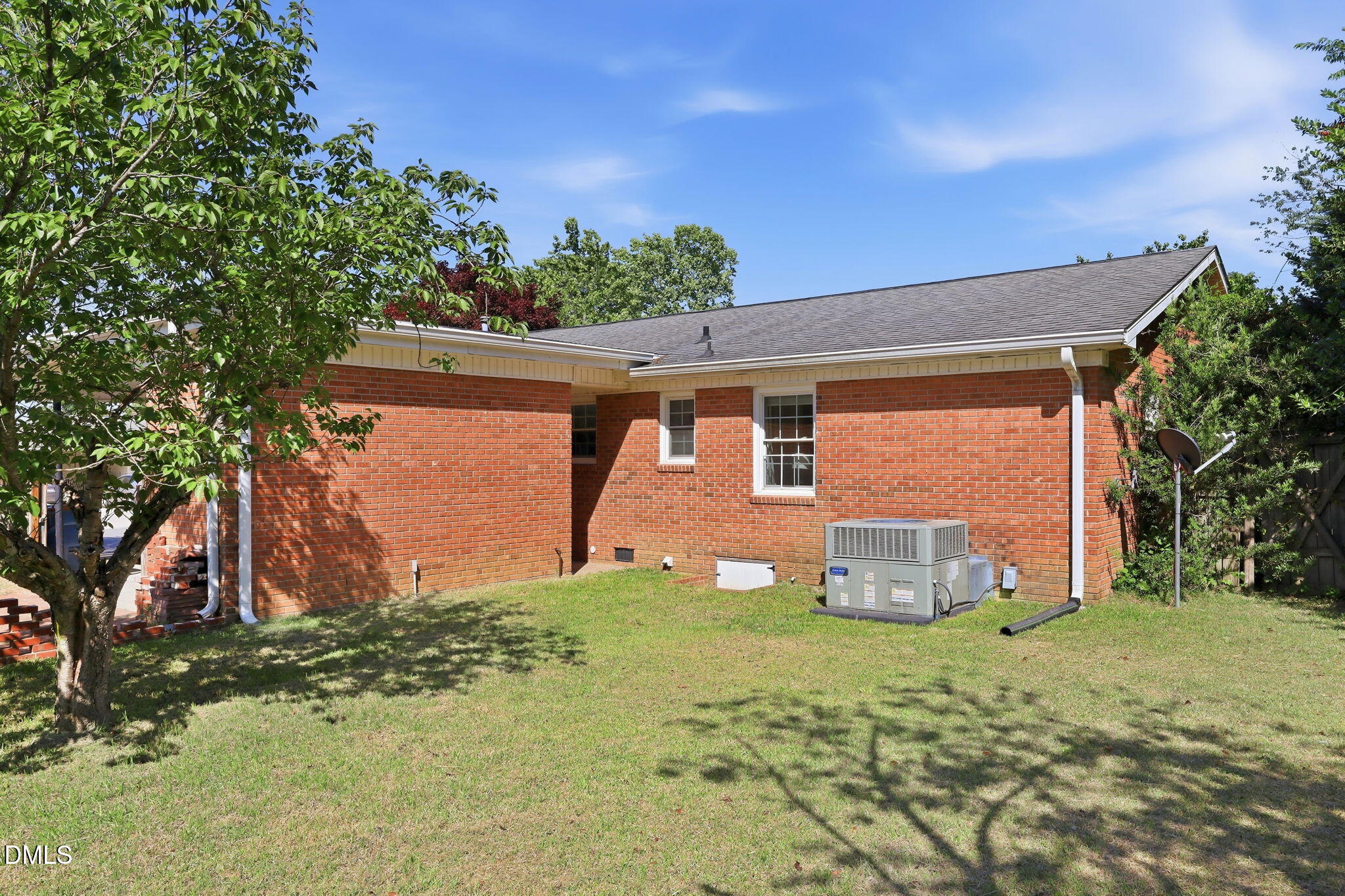 111 Martin Street Dunn, NC 28334 - Photo 31 of 40