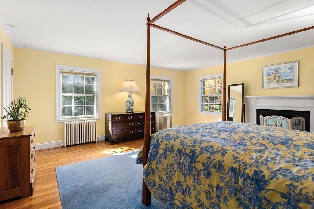 321 Warren Street Brookline, MA 02445 - Photo 16 of 35