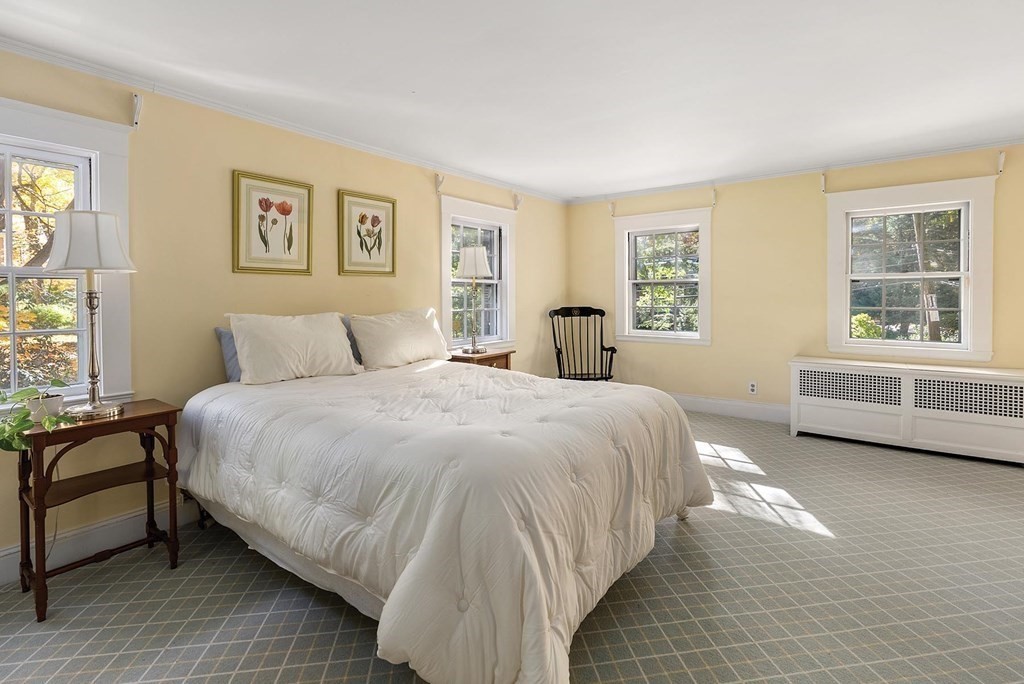 321 Warren Street Brookline, MA 02445 - Photo 18 of 35