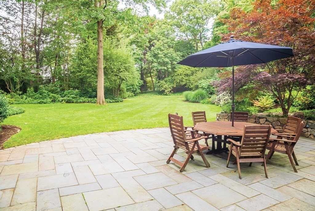 321 Warren Street Brookline, MA 02445 - Photo 25 of 35