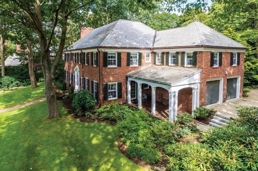 321 Warren Street Brookline, MA 02445 - Photo 28 of 35