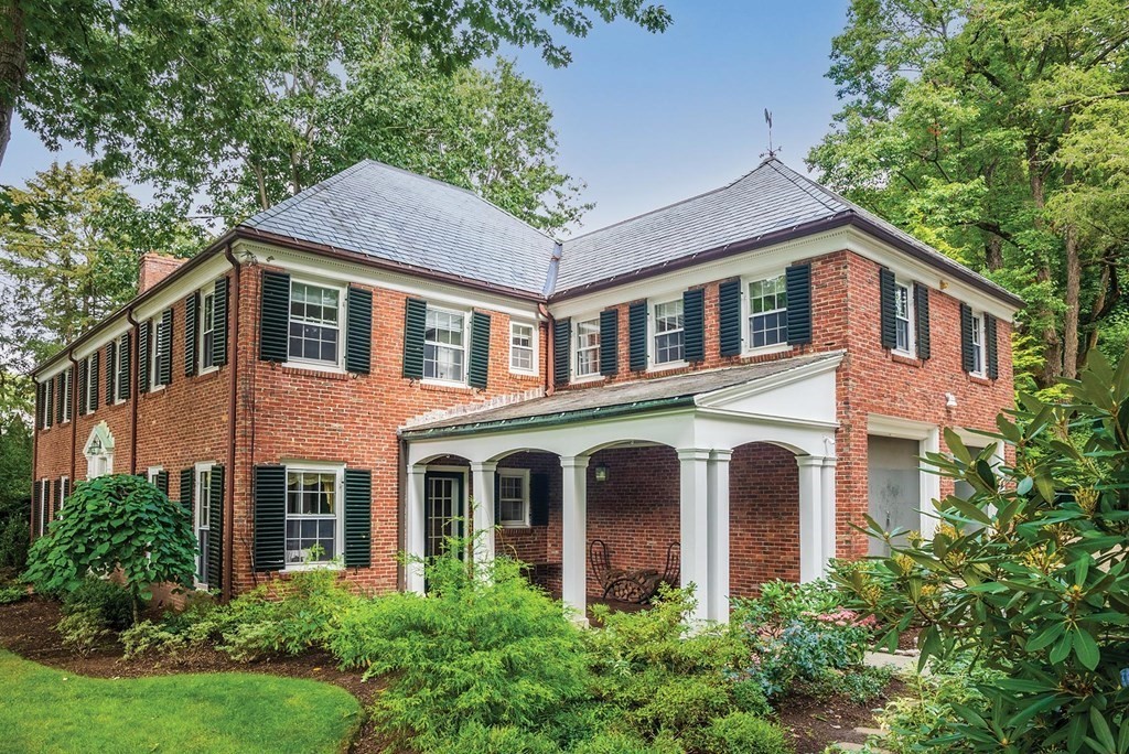 321 Warren Street Brookline, MA 02445 - Photo 31 of 35