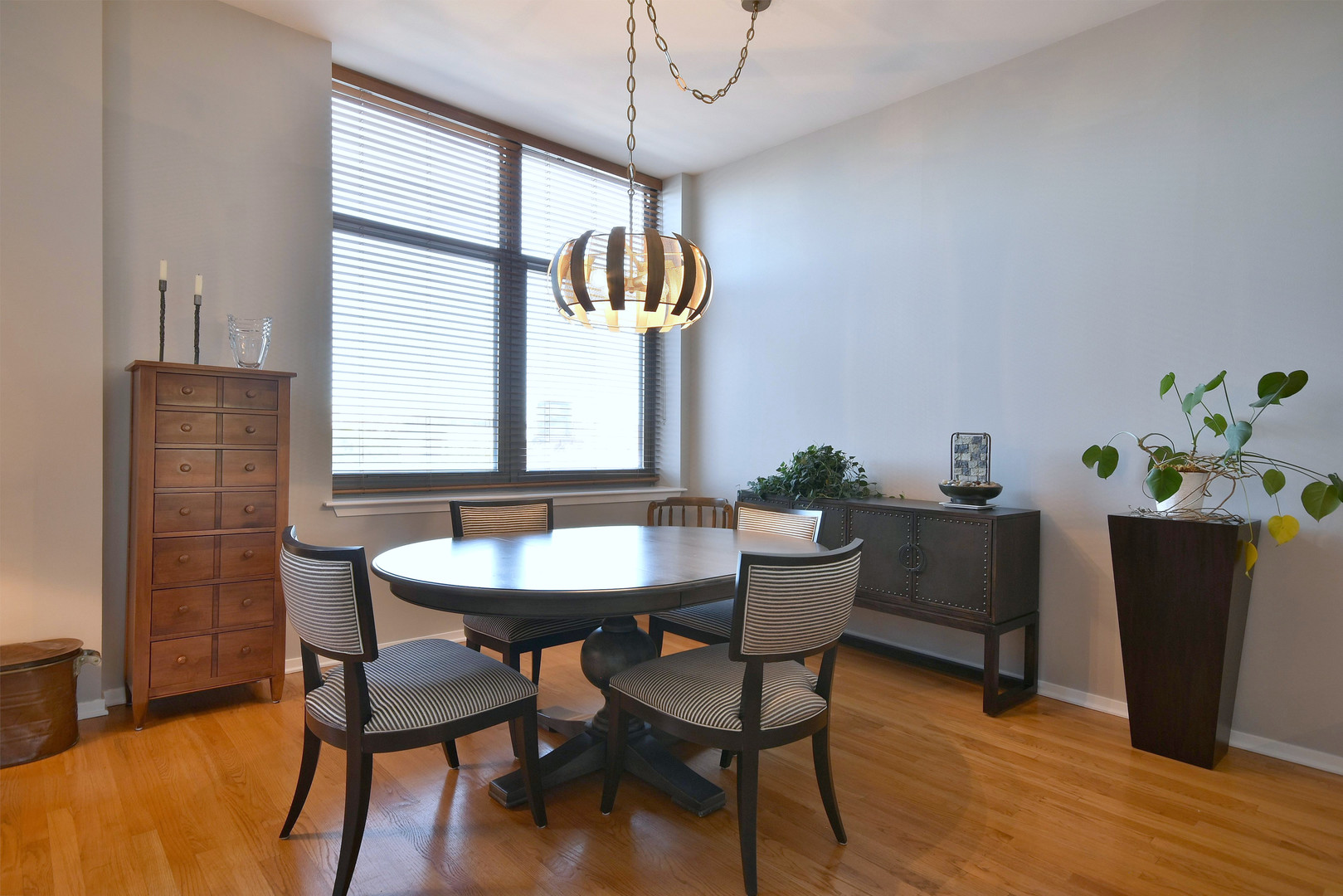 1201 West Adams Street, Unit 411 Chicago, IL 60607 - Photo 14 of 40 a dining room with furniture and window