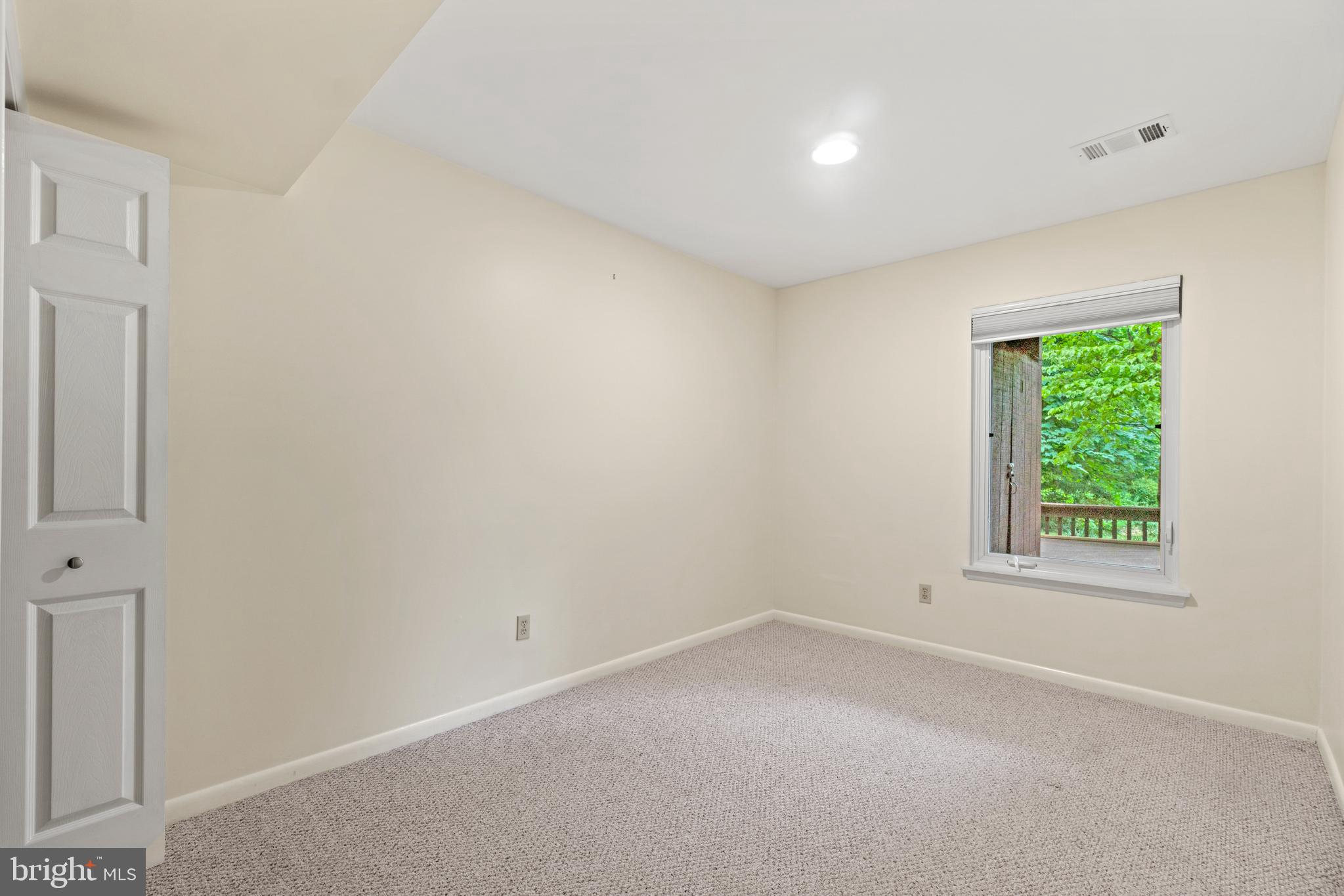 2052 Chadds Ford Drive Reston, VA 20191 - Photo 17 of 21 Gallery Image 17