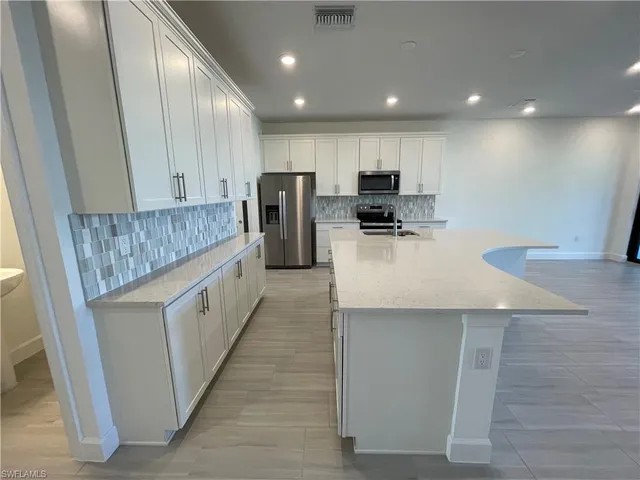 $3,200 | 4149 Sonoma Oaks Circle, Naples, FL 34119