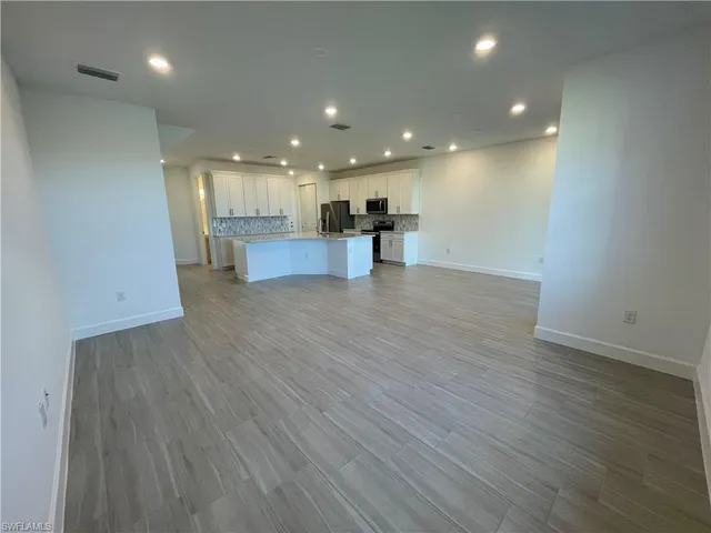 $3,200 | 4149 Sonoma Oaks Circle, Naples, FL 34119