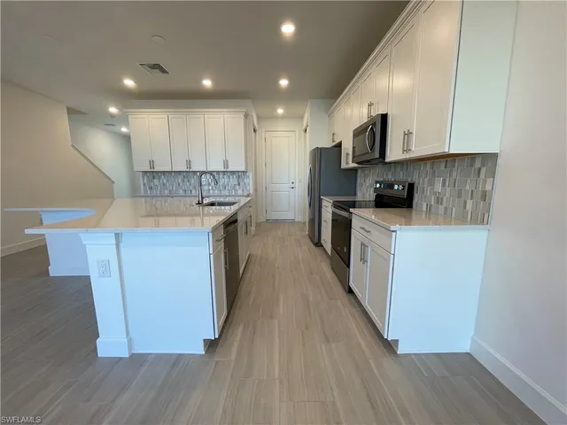 $3,200 | 4149 Sonoma Oaks Circle, Naples, FL 34119