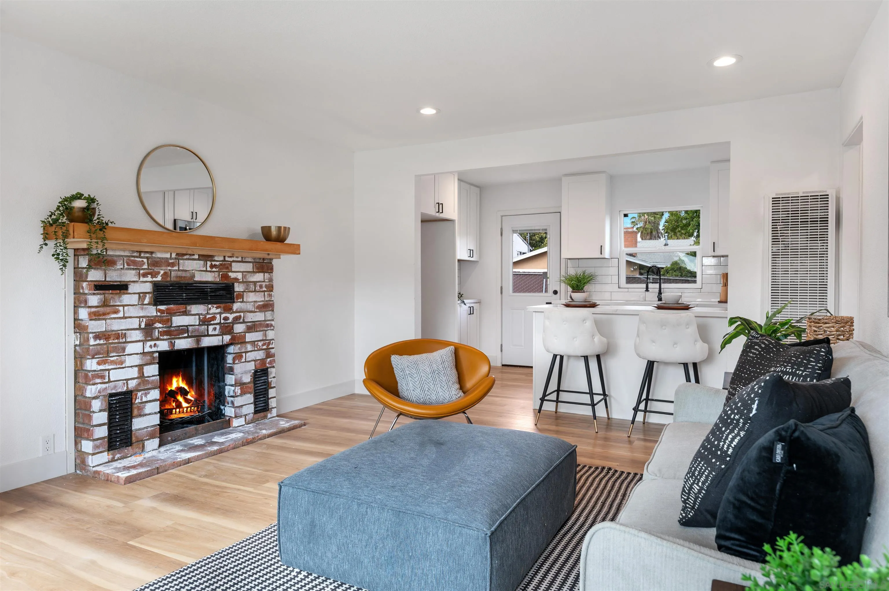 931 Kempton Street Spring Valley, CA 91977 - Photo 8 of 24 Gallery Image 8