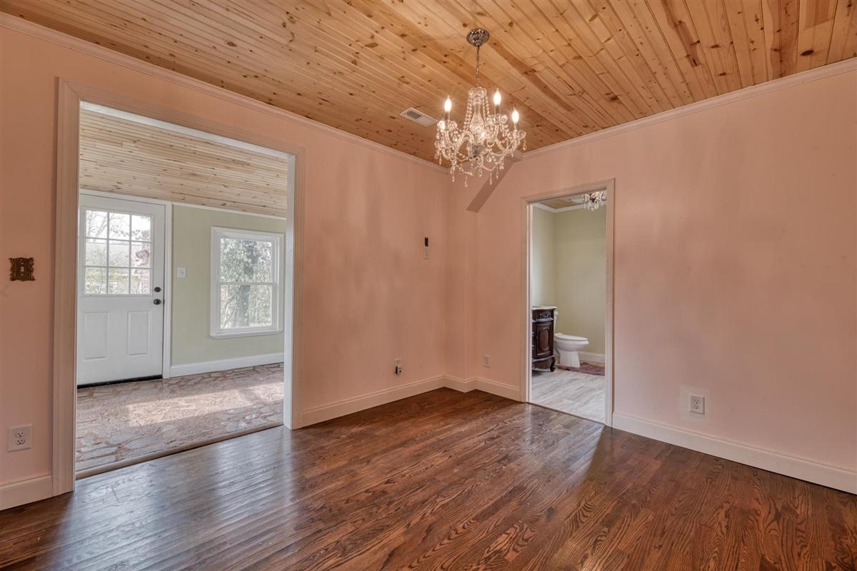 4701 Prospect Road Knoxville, TN 37920 - Photo 13 of 26 13-4701-Prospect-Rd-Knoxville-TN-13