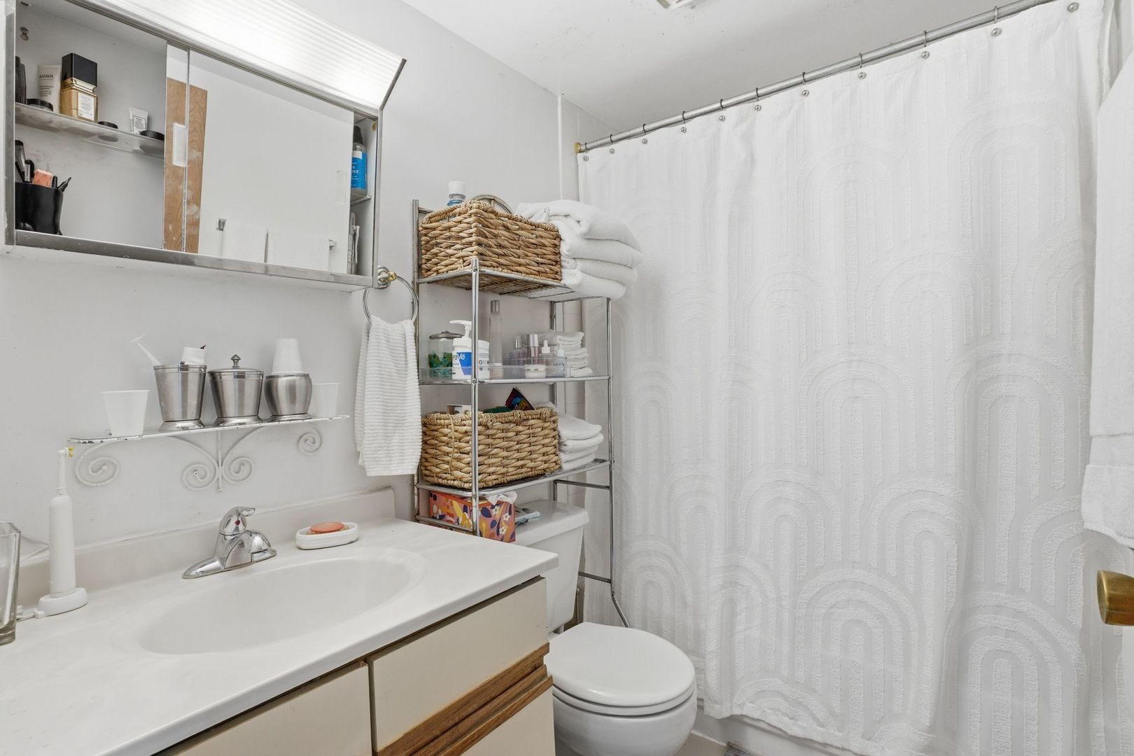 8713 Ballard Road Des Plaines, IL 60016 - Photo 22 of 36