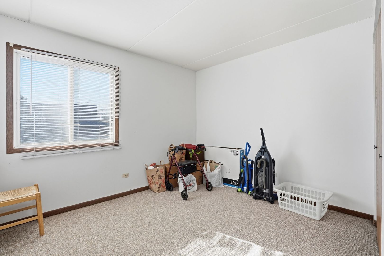 8713 Ballard Road Des Plaines, IL 60016 - Photo 10 of 36