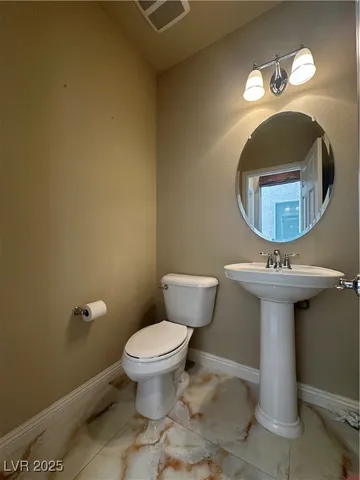 $3,195 | 8125 Crimson Creek Court, Las Vegas, NV 89139