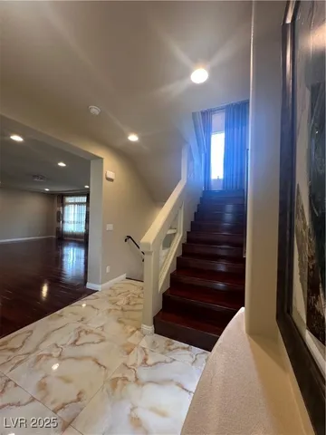 $3,195 | 8125 Crimson Creek Court, Las Vegas, NV 89139