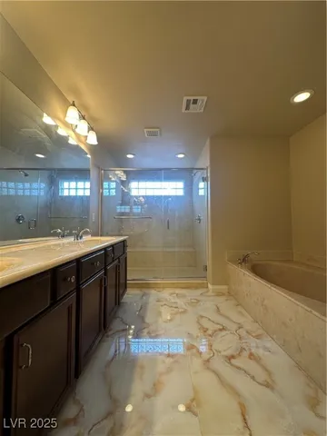$3,195 | 8125 Crimson Creek Court, Las Vegas, NV 89139
