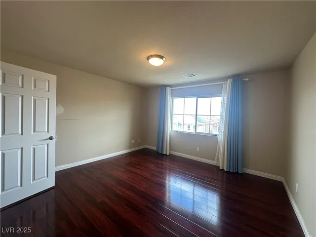 $3,195 | 8125 Crimson Creek Court, Las Vegas, NV 89139