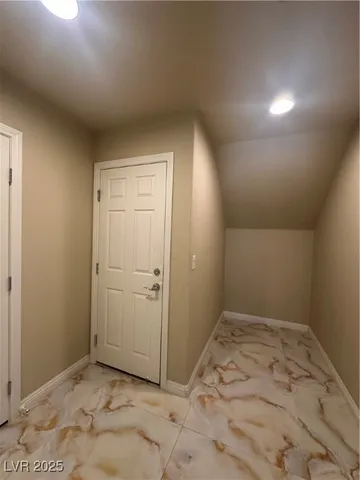 $3,195 | 8125 Crimson Creek Court, Las Vegas, NV 89139