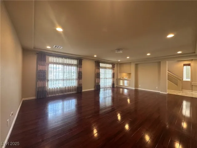 $3,195 | 8125 Crimson Creek Court, Las Vegas, NV 89139