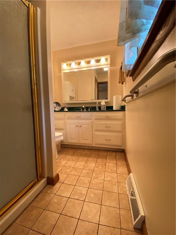 97 Gibson Road Greenville, PA 16125 - Photo 20 of 23 Master bath