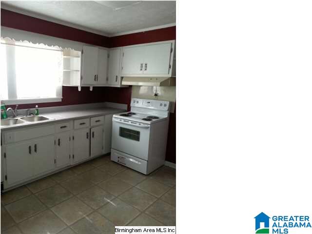 844 Oldfield Road Sylacauga, AL 35150 - Photo 4 of 15