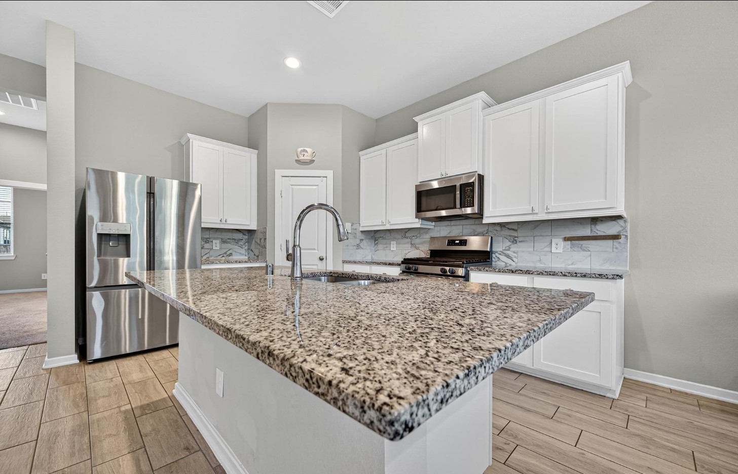 2134 Bluegrass Lane Rosenberg, TX 77469 - Photo 9 of 16