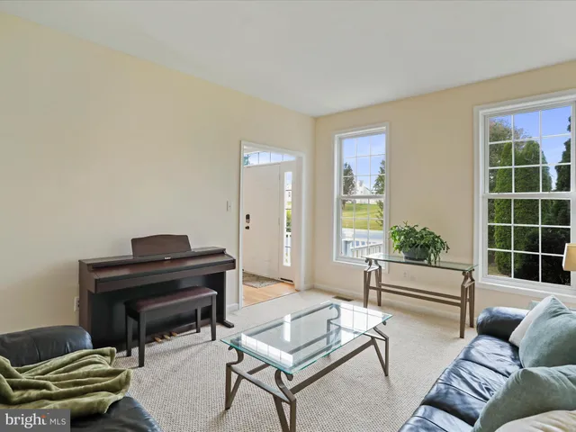 $475,000 | 50 Berkshire Drive, Falling Waters, WV 25419