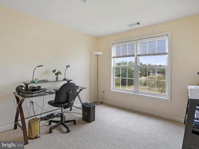 $475,000 | 50 Berkshire Drive, Falling Waters, WV 25419