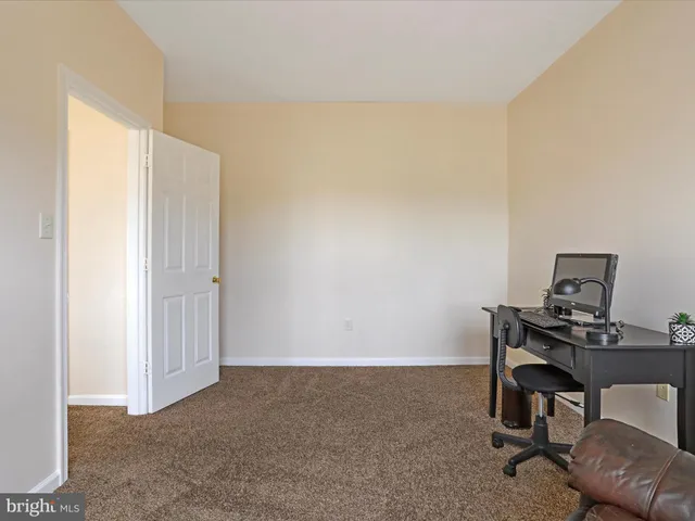 $475,000 | 50 Berkshire Drive, Falling Waters, WV 25419