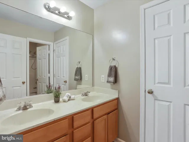 $475,000 | 50 Berkshire Drive, Falling Waters, WV 25419