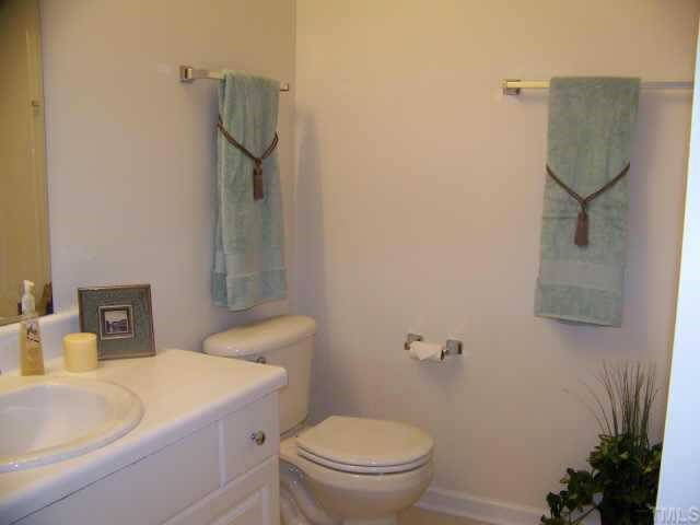 7117 Missionary Ridge Drive Raleigh, NC 27610 - Photo 5 of 12 STANDOUT STYLE! Let color pop throughout the home! You can always add color to this great creamy neutral palette. Great location for the 1st floor hall bath convenient for company or for bedrooms. Other