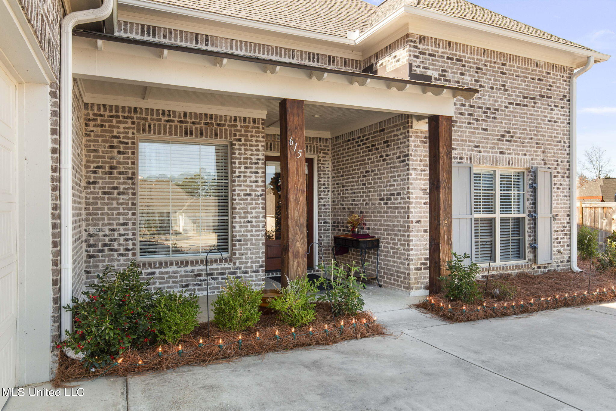 615 Crossvine Ridge Madison, MS 39110 - Photo 5 of 46 5-web-or-mls-615 Crossvine Ridge-5 - Cop