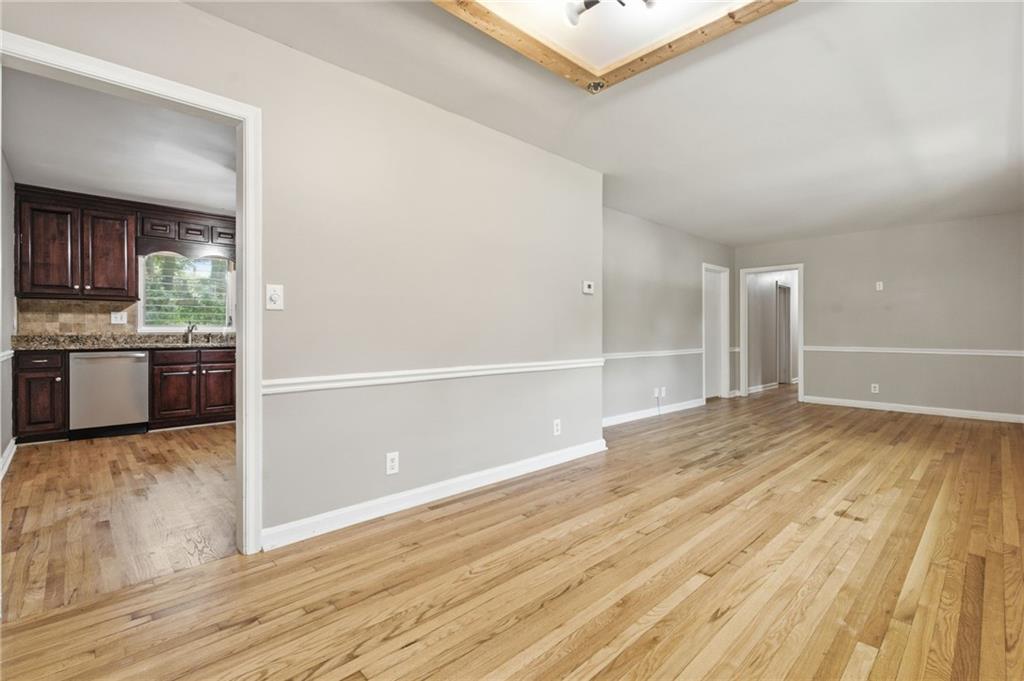 2140 Oakawana Road Northeast Atlanta, GA 30345 - Photo 15 of 37