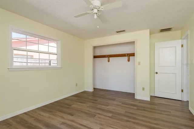 $465,000 | 1402 Overlea Drive, Dunedin, FL 34698