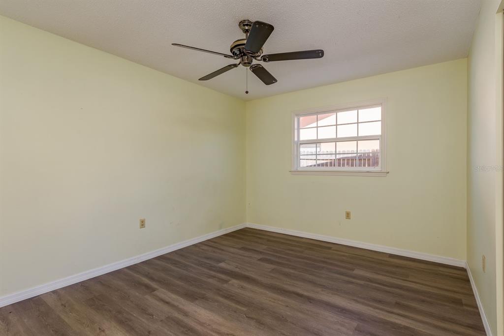 1402 Overlea Drive Dunedin, FL 34698 - Photo 19 of 33