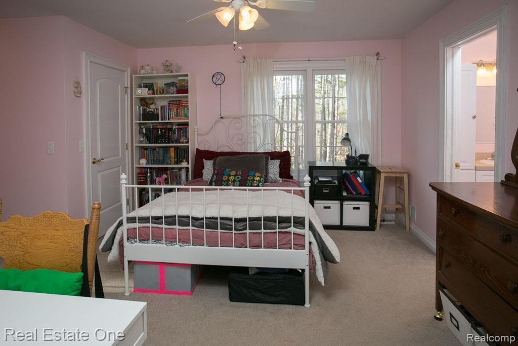 8641 Chambers Road Pinckney, MI 48169 - Photo 26 of 59 4Y0A8824.jpg