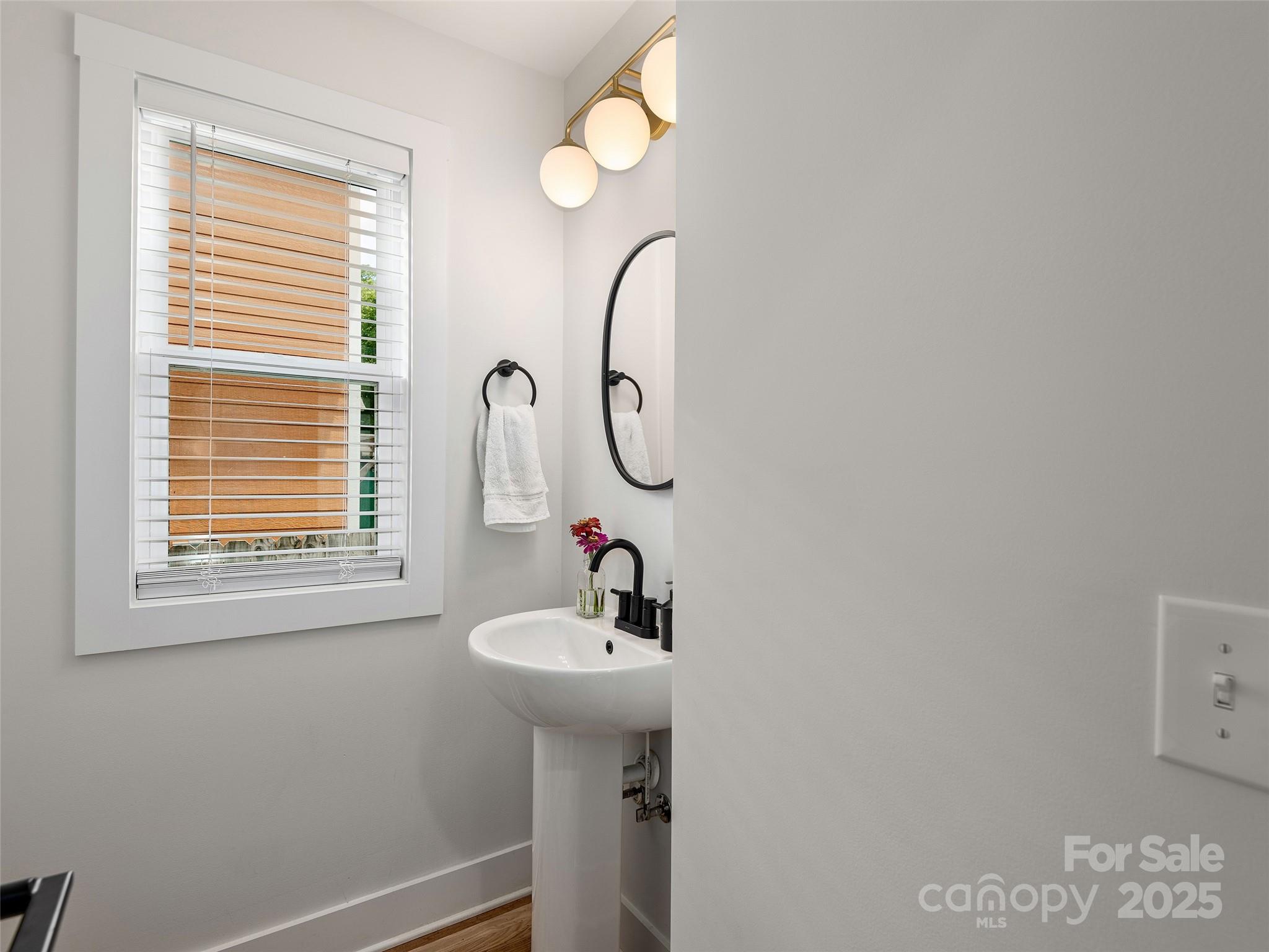 21 Busbee View Road Asheville, NC 28803 - Photo 14 of 22 Gallery Image 14