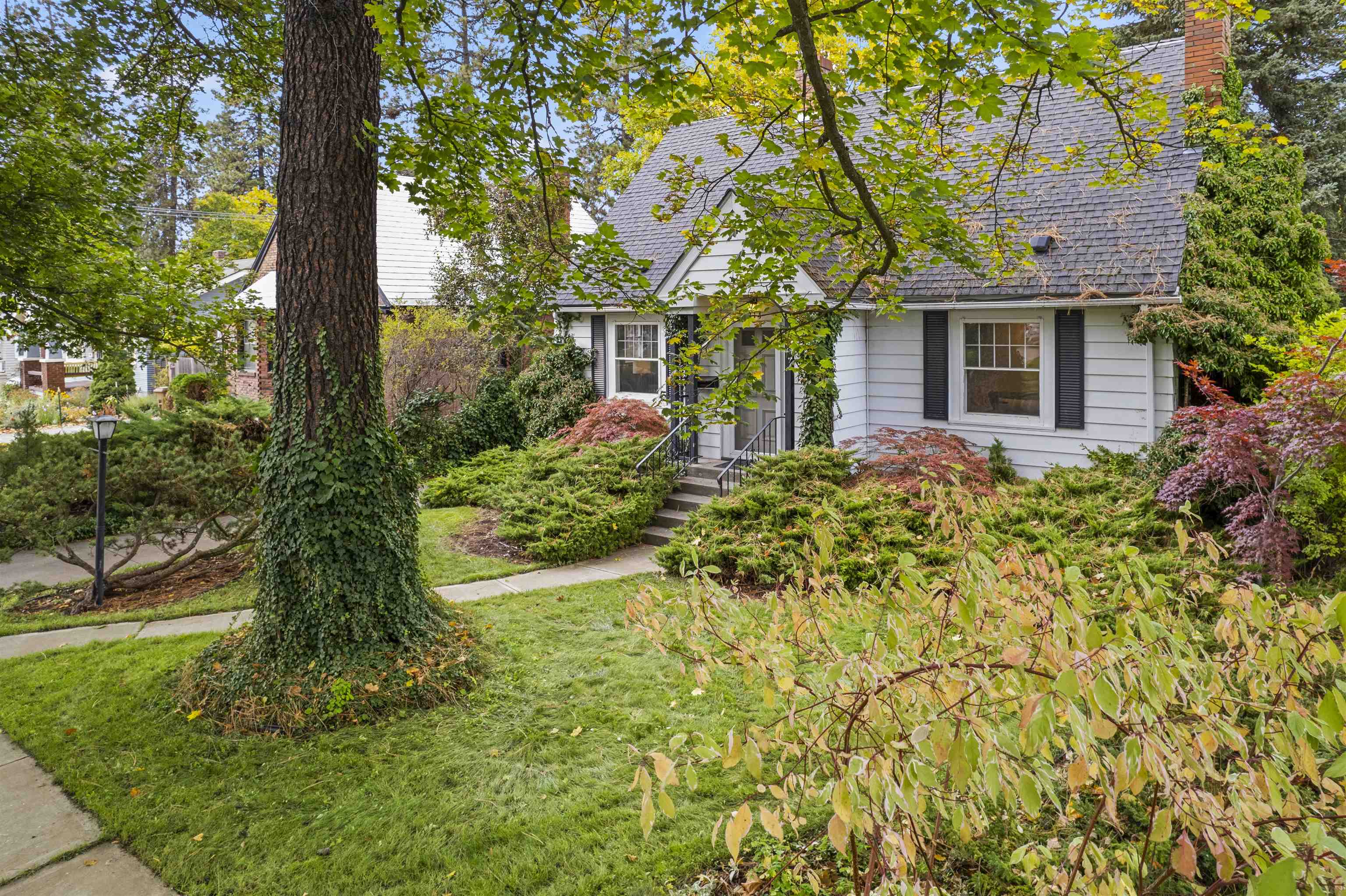 214 West 26th Avenue Spokane, WA 99203 - Photo 2 of 48