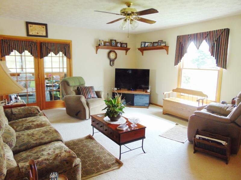 4409 Summit Road Southwest Pataskala, OH 43062 - Photo 8 of 34 Gallery Image 8