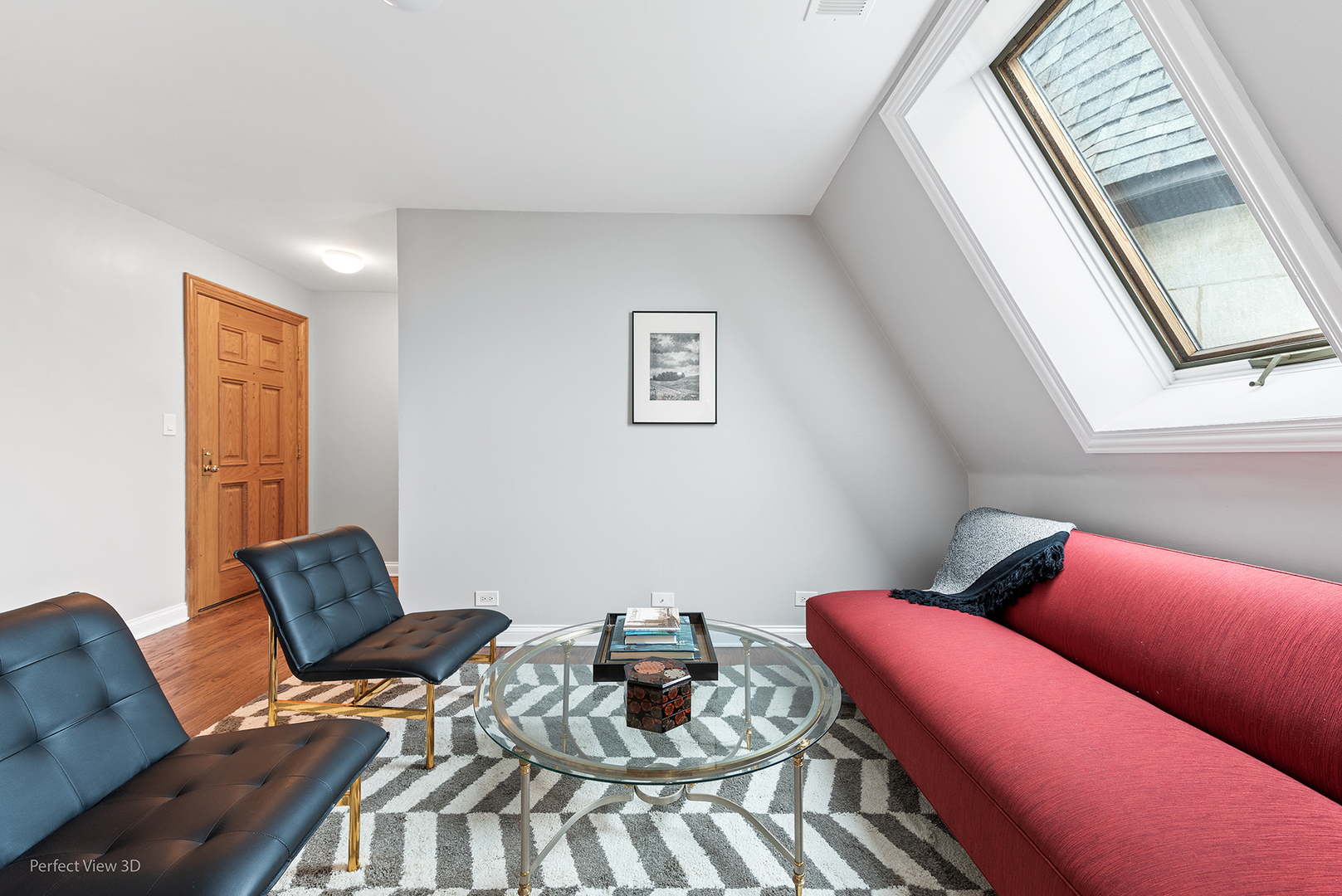 4938 South Drexel Boulevard, Unit 310 Chicago, IL 60615 - Photo 4 of 20 a living room with furniture and a wooden floor